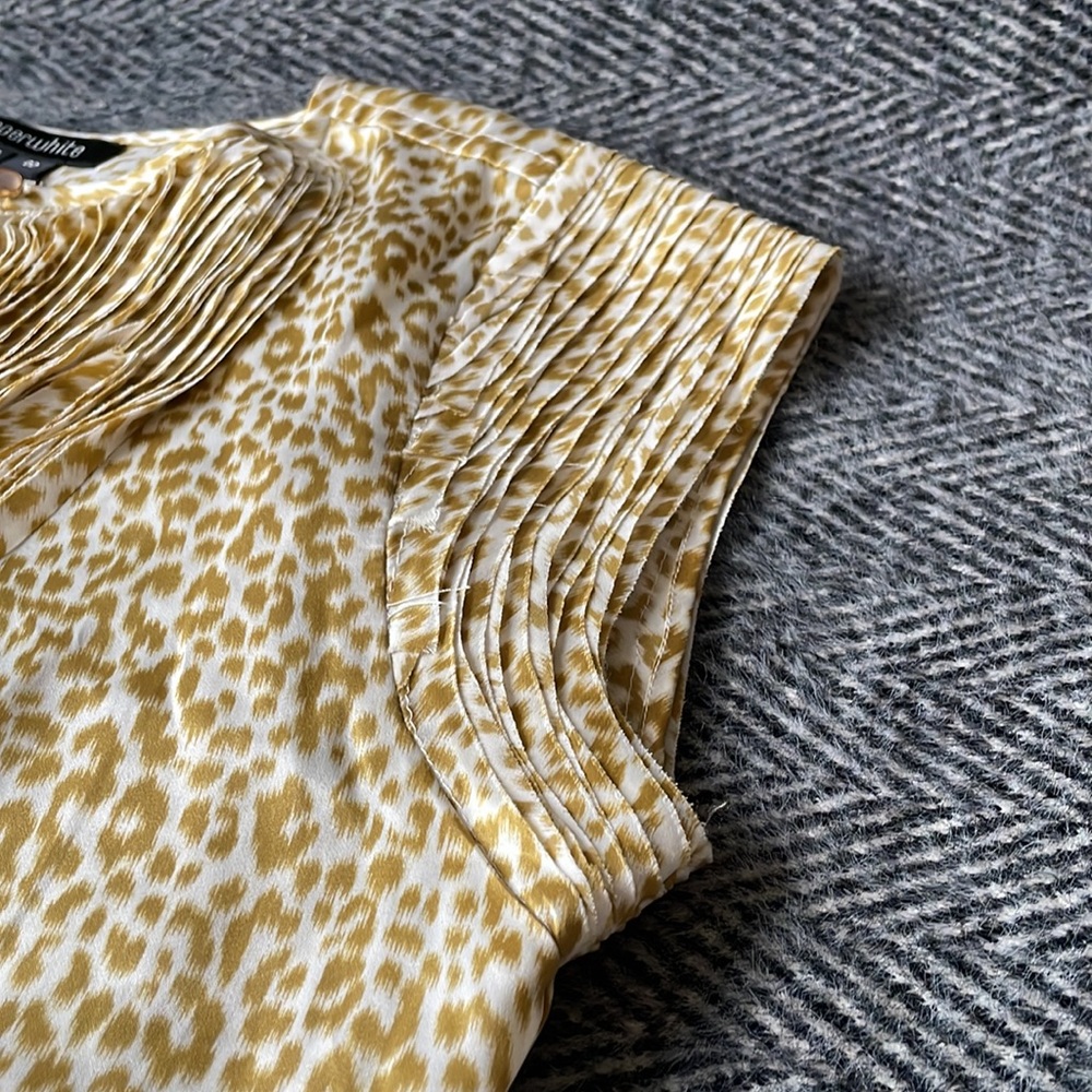 Paperwhite top - Picture 4 of 11